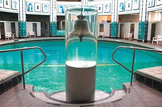 Helen Acosta, Sonntagskinder