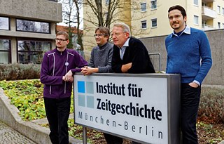Los editores (de izquierda a derecha): Thomas Vordemayer, Othmar Plöckinger, Christian Hartmann, Roman Töppel