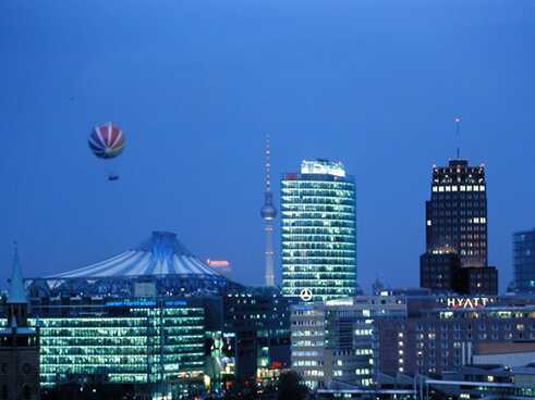 Plaza Potsdamer Platz de noche