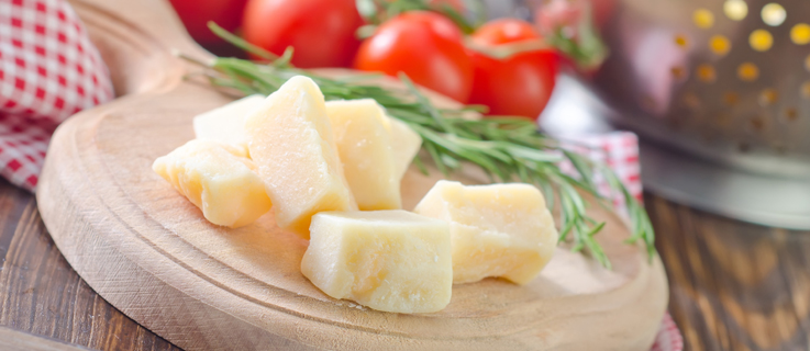 Nudeln, Käse und Tomaten