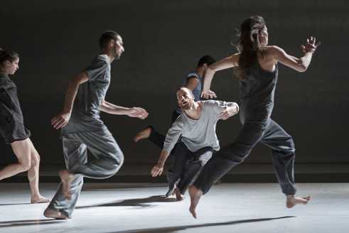 A City Seeking its Bodies – Alexandra Waierstall & HAUSCHKA