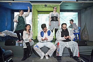 Performance: EMOJI by Kirsten Burger 