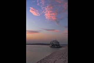 Entardecer no rio Arapiuns<br>