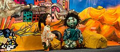  Samaka e Tatouna, duas bonecas da peça “A rua é um reino”