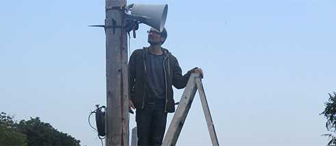 Eckehard Güther testing the speakers for the sound installation in the Memorial Gardens, May 2016