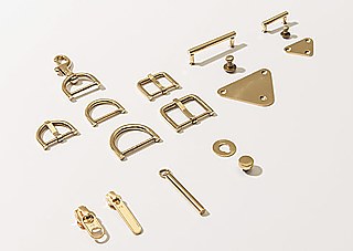 Friederike Daumiller, Beschläge