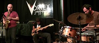 JiGG: Sputnik Trio l ES