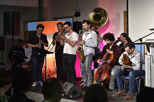 Jubiläumsfeier des Goethe-Instituts Dresden: Dresdner Brassband Banda comunale/internationale