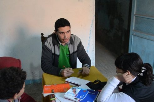 In den vier Jahren, die die „al-Muassis“-Initiative nun bereits besteht, konnte Refaat vielen Schülern bei der Verbesserung ihrer arabischen Sprachkenntnisse helfen. In Daqahliyya und anderen Gouvernements hat er mehr als 800 Schüler unterrichtet.