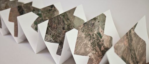  The Mexico – United States Border accordion book (c) Daniel Schwarz