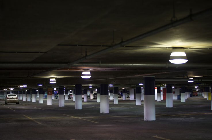 Parking in Montreal, Photo (CC BY-SA): Annik de Carufel