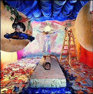 Michael Buthe | Musée du Echnaton | Sonnenraum 1976, Foto: Friedrich Rosenstiel