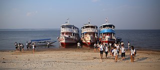 At the PASCH youth camp in Manaus on the Amazon and on the Rio Negro, 55 pupils from ten South American countries learned German together.