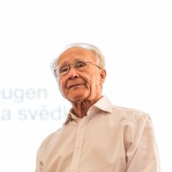 Alexander Nesanel Fried 