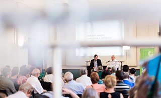 Alexander Nesanel Fried zu Gast im Goethe-Institut Prag