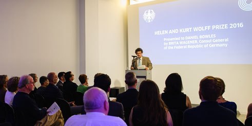 Laudatio auf den Helen und Kurt Wolff Preisträger 2016 Daniel Bowles. 