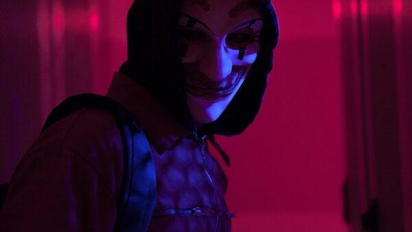 from "WHO AM I - No System Is Safe"/"WHO AM I - Kein System ist sicher" (2014)