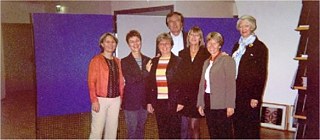 Ulrich Remanofsky (Mitte) mit Andrea Schäfer, Dorothea Rentz, Ingeborg Plasse, Helga Massard, Gudrun Margotton, Renate Pisani &copy; Goethe-Institut Lyon Ulrich Remanofsky (Mitte) mit Andrea Schäfer, Dorothea Rentz, Ingeborg Plasse, Helga Massard, Gudrun Margotton, Renate Pisani