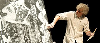 Rabenschwarz und Naseweiß