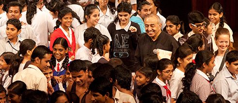 School Children interacting with Astad Deboo and his troop after his work is presented at NCPA
