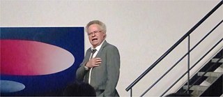 Xavier Jacquelin in "Dieu aurait dû s'abstenir - Arthur Schopenhauer", 2015 &copy; © Goethe-Institut Lyon Xavier Jacquelin in "Dieu aurait dû s'abstenir - Arthur Schopenhauer", 2015