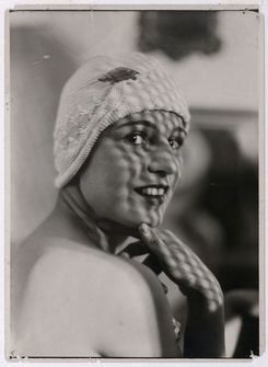 Otto Umbehr (Umbo) | Ruth Landshoff, 1927/1928 | Berlinische Galerie