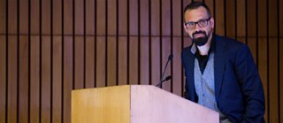 Dr. Florian Sochatzy in Delhi