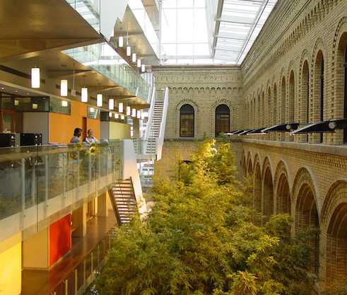 Behnisch Architekten | Terrence Donelly Centre for Cellular and Biomolecular Research | Toronto