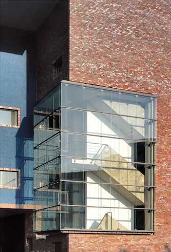 Christoph Mäckler Architekten | Gleichrichterwerk and depot of museum| Frankfurt a. Main