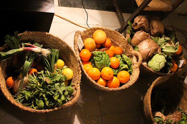 Las cestas del grupo de consumo madrileño La Dinamo, llenas de productos ecológicos y locales.