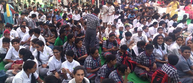 4000 Schülerinnen und Schüler bei Namaste Deutschland 2016