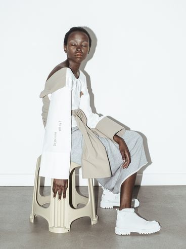 People Berlin | Makeup: Artur Galeno/ Laura Sanson | Models: Lucy und Margaryta | Viva Models