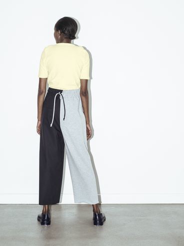 People Berlin | Makeup: Artur Galeno/ Laura Sanson | Models: Lucy and Margaryta | Viva Models