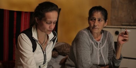 Amál Beri mit Großmutter