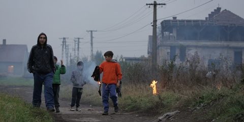 András Lázi in der Romasiedlung