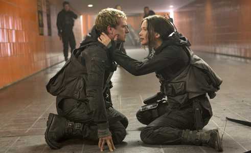 The Hunger Games – Mockingjay: Part 2 (the Messedamm pedestrian underpass near the trade fair centre, Berlin)