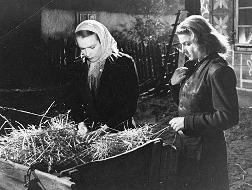 Morituri (Eugen York, 1947/1948) with Lotte Koch (left) and Winnie Markus 