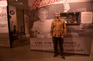 Autor a stopař Richard Pavlíček s Hertou Heuwerovou