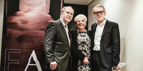 Klaus-Dieter Lehmann, Susanne Höhn und Paul Dujardin, der Leiter des BOZAR. 