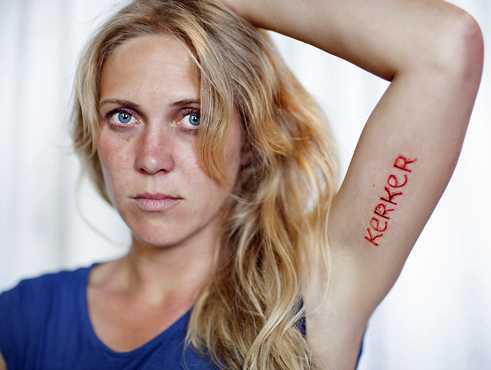 Natascha Stellmach: Tag 1, Frauke’s Letting Go (2015)
