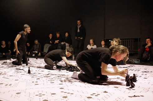 Sonja Hornung, Spiel,_dessen_Regeln_neu_zu_verhandeln_sind, 2016, installation