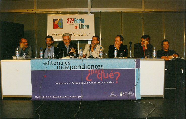 Stand alemán en la Feria del Libro. 2000.