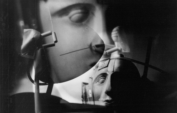 Raoul Hausmann. Exposición fotográfica en el Teatro San Martín. 2001.