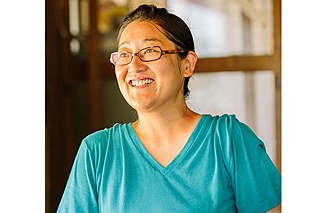 Frau Haruka: „Ich bin von Osaka weggezogen und habe das Leben hier nach und nach lieben gelernt. In Zukunft möchte ich mich für die Initiative 'Die Hände der Stadt' einsetzen!“