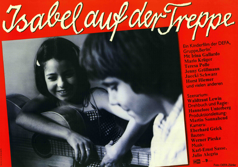 Isabel en la escalera