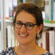 Annette Falk, Attachée linguistique