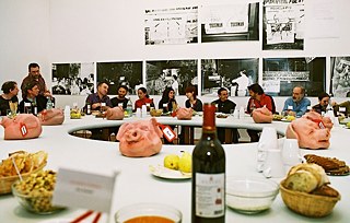 "Pasos para Huir del Trabajo al Hacer" 2004