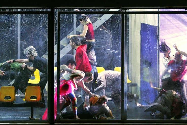 Constanza Macras estrena Big in Bombay, FIBA 2007