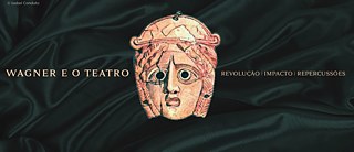Antike weibliche Maske aus einem griechischen Theater