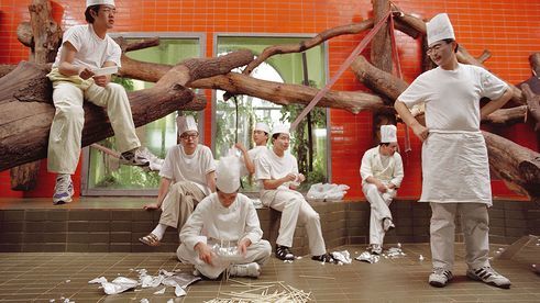 Julian Rosefeldt, Asylum, 2001/2002 